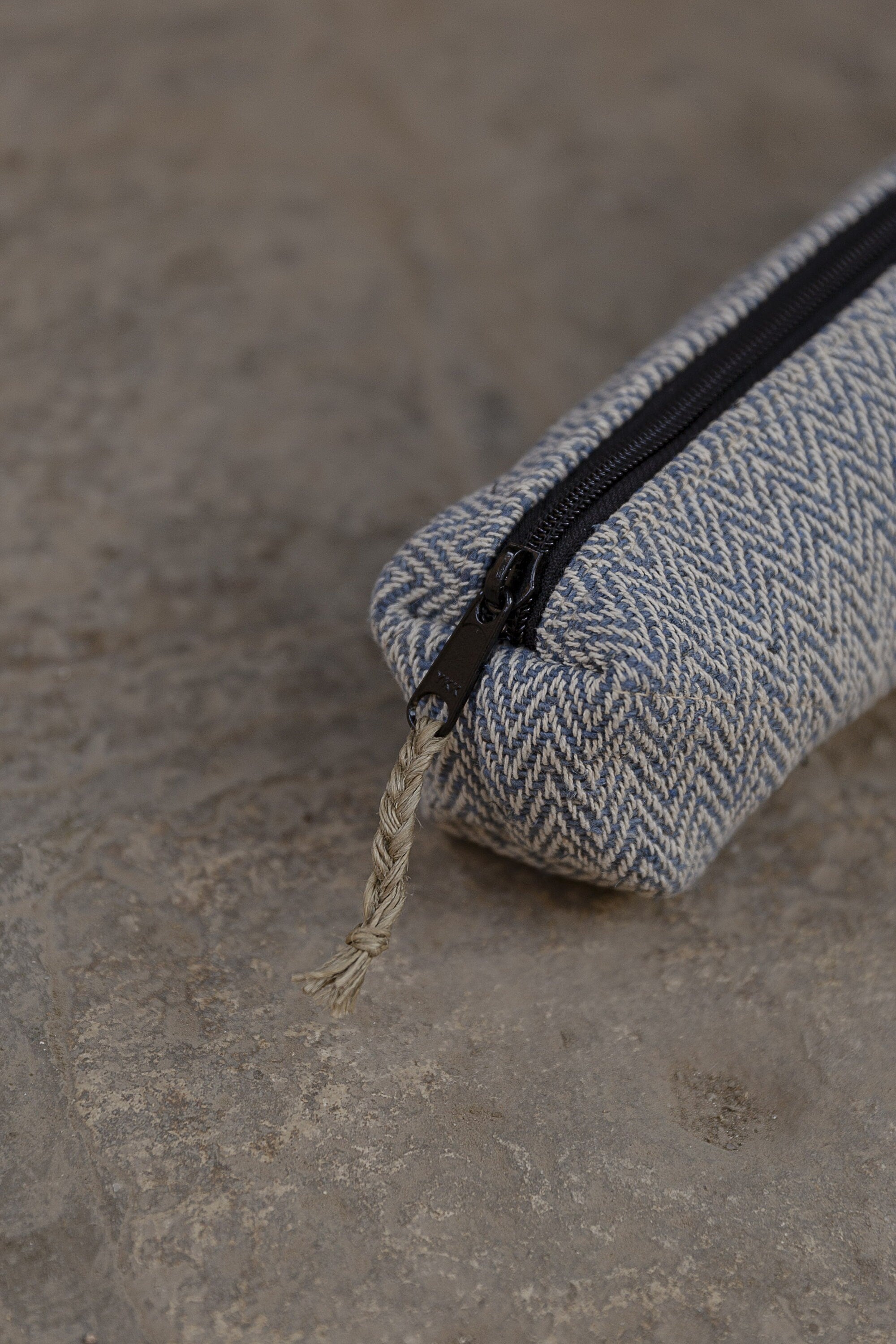 Handmade Hemp Pouch For Cosmetic Pouch For Jewellery Small Makeup Bag Travel Cosmetic Bag Pencil Pouch Zipper Pouch Wallet